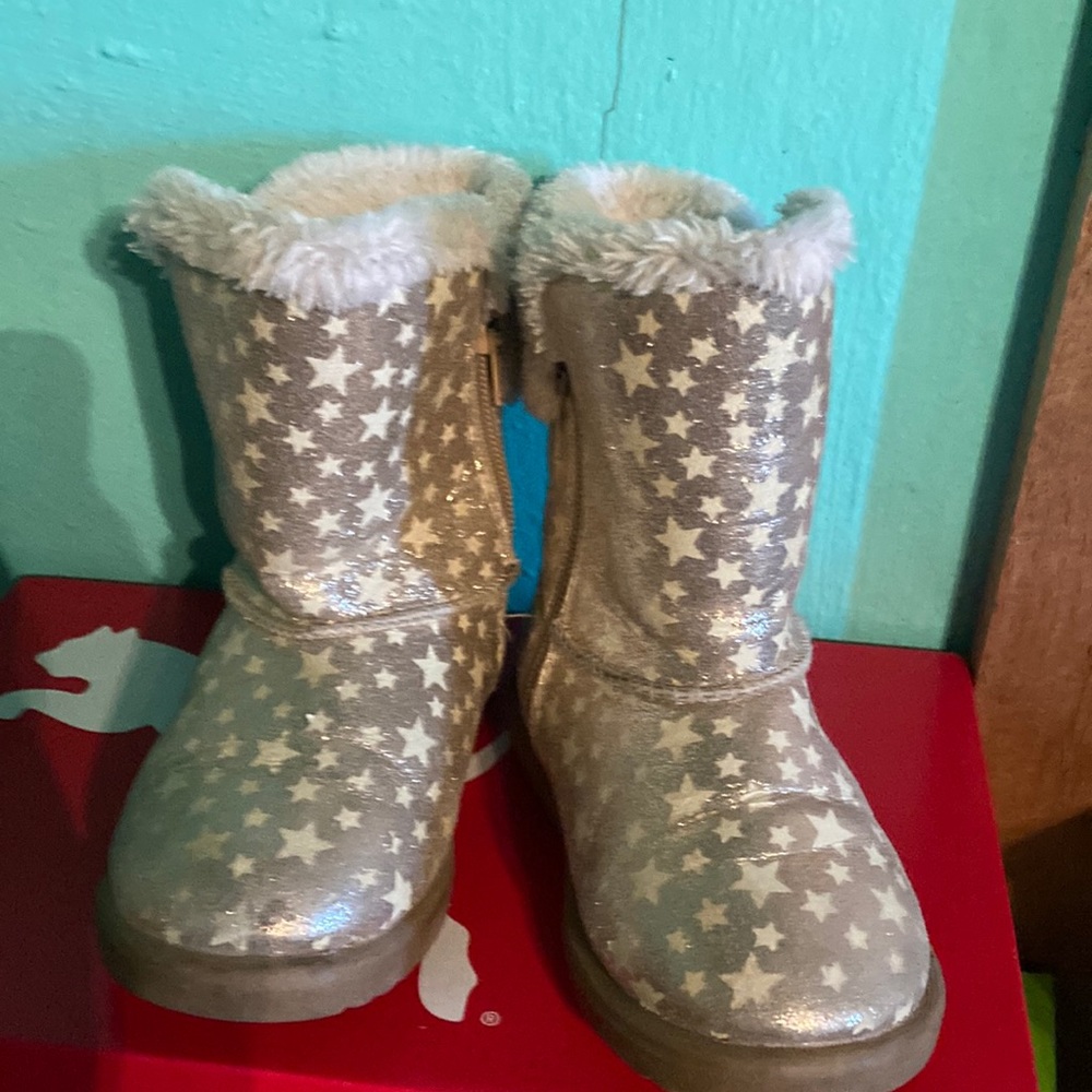 Kids boots